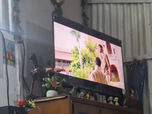 Haier 43 TV
