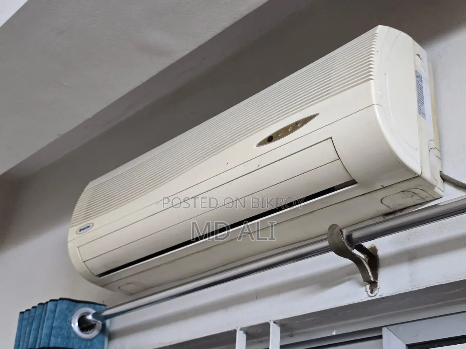 Split Type Air Conditioner (1.5 Ton) - Used