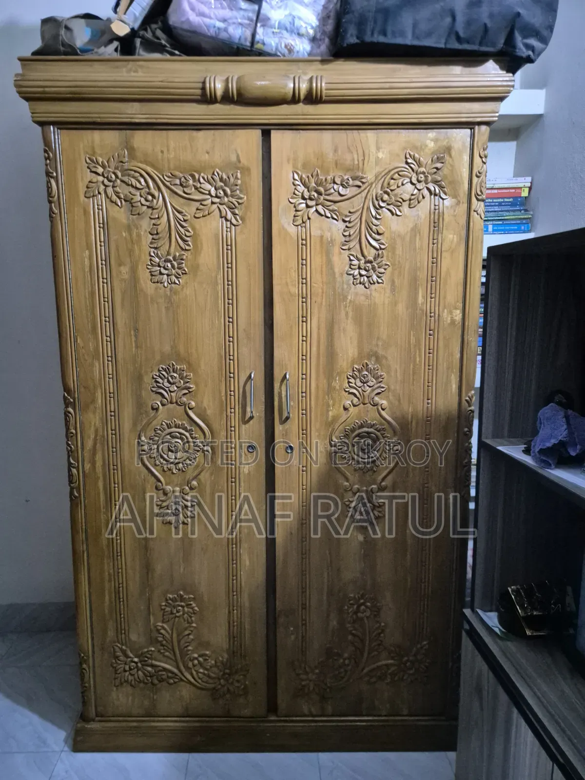 Almirah (Chittagong Teak)