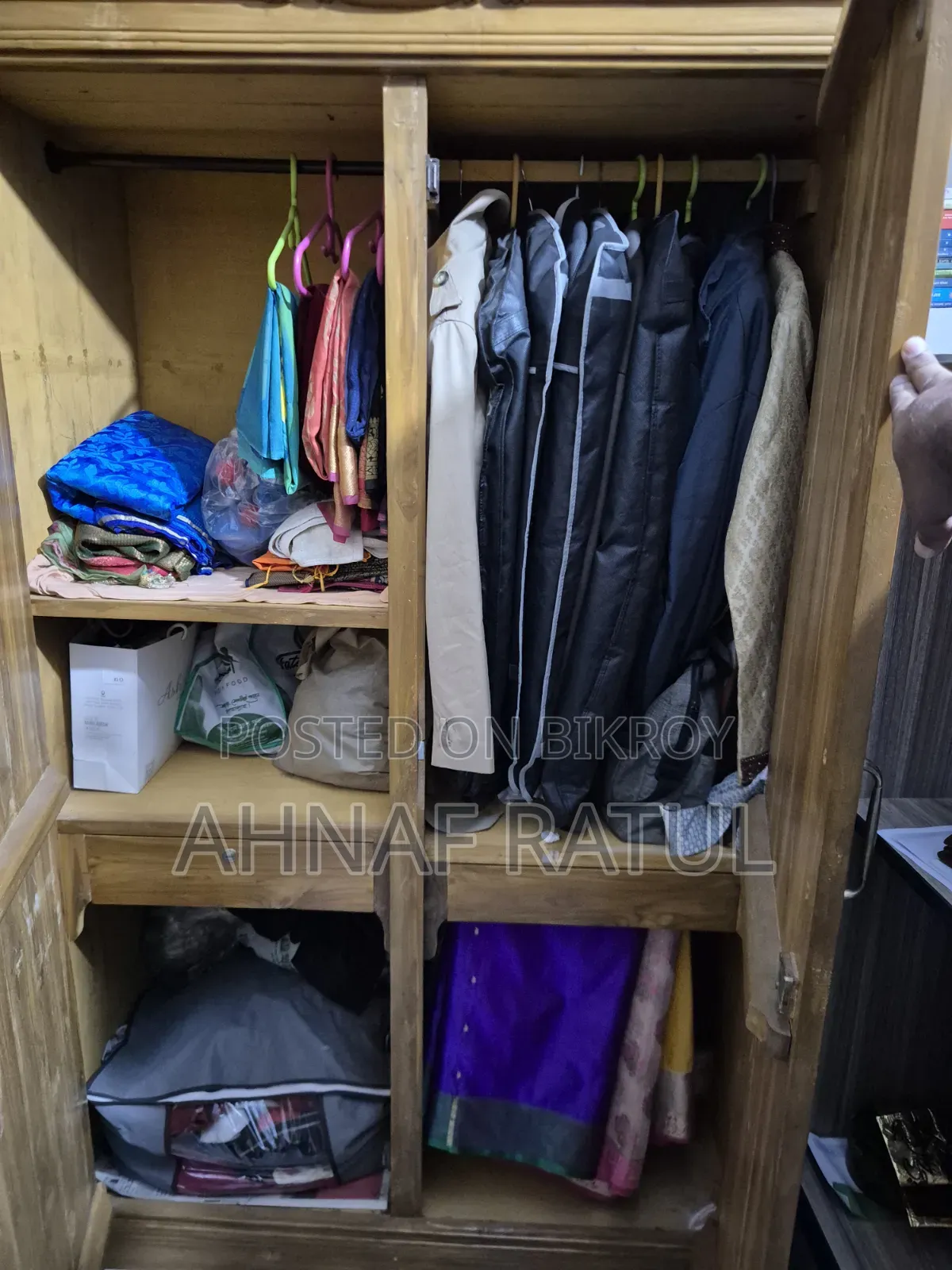 Almirah (Chittagong Teak)