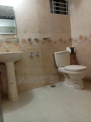 4-bedroom Apartment in Vashantek for rent
