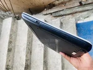 Laptop HP Pavilion 15 8GB Intel Core i3 HDD+SSD 640GB