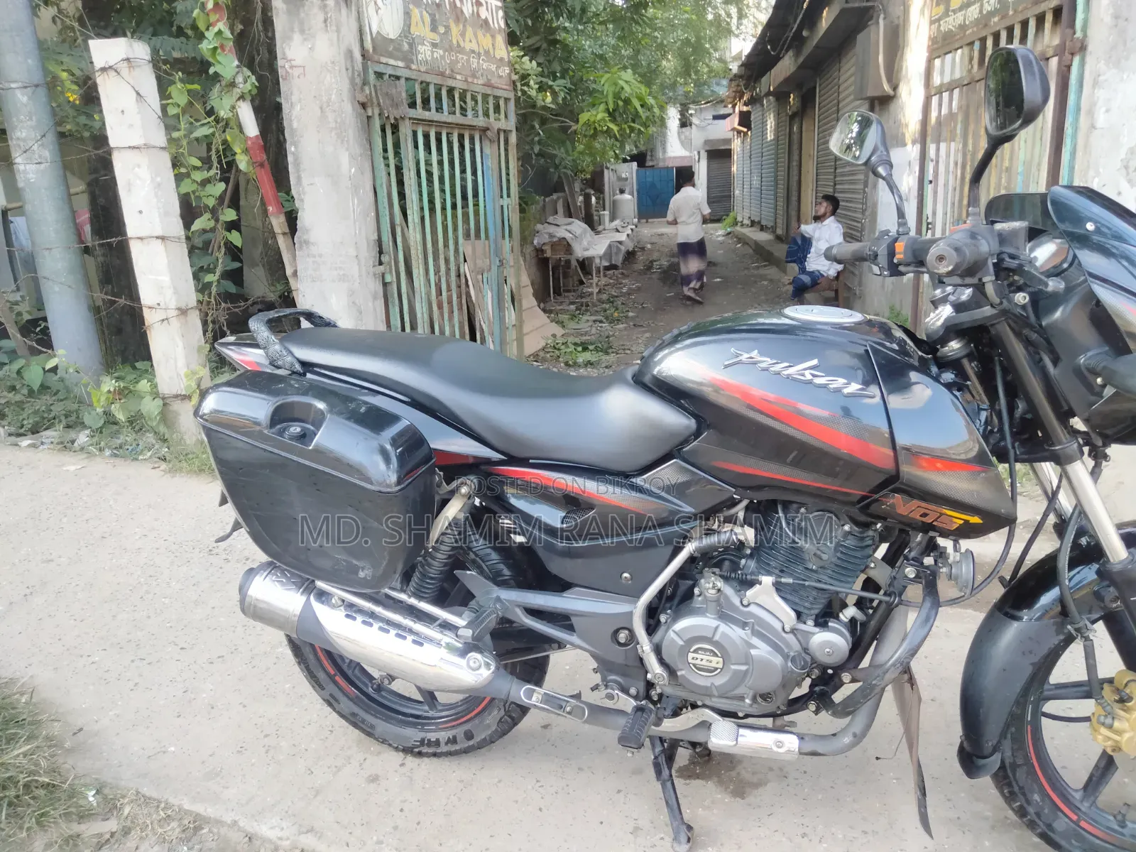 বাজাজ পালসার ১৫০ ২০১৮ কালো