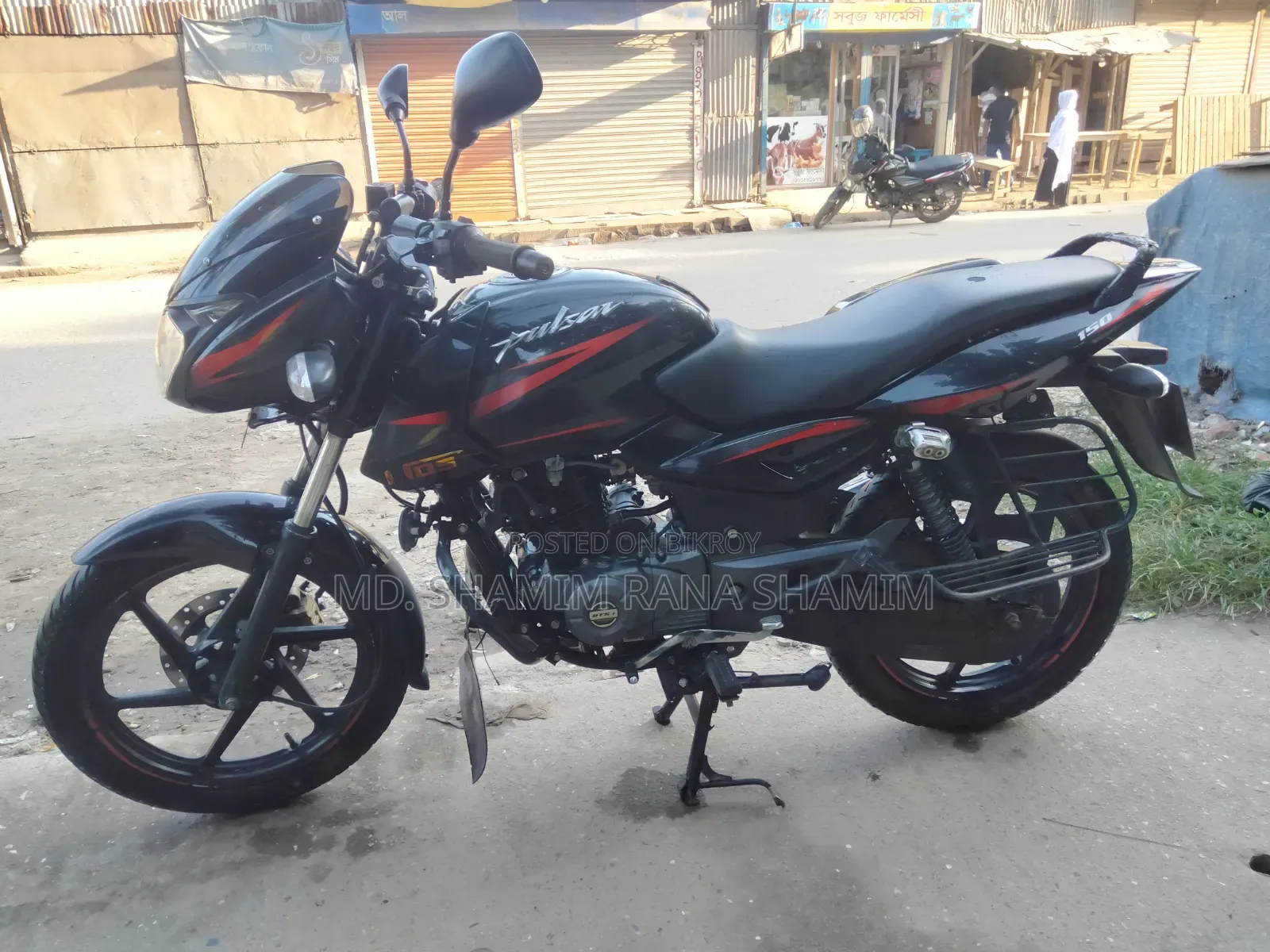 বাজাজ পালসার ১৫০ ২০১৮ কালো