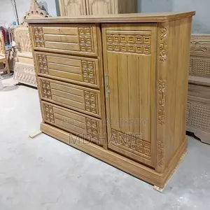 Wardrobe 5 feet by 4 feet