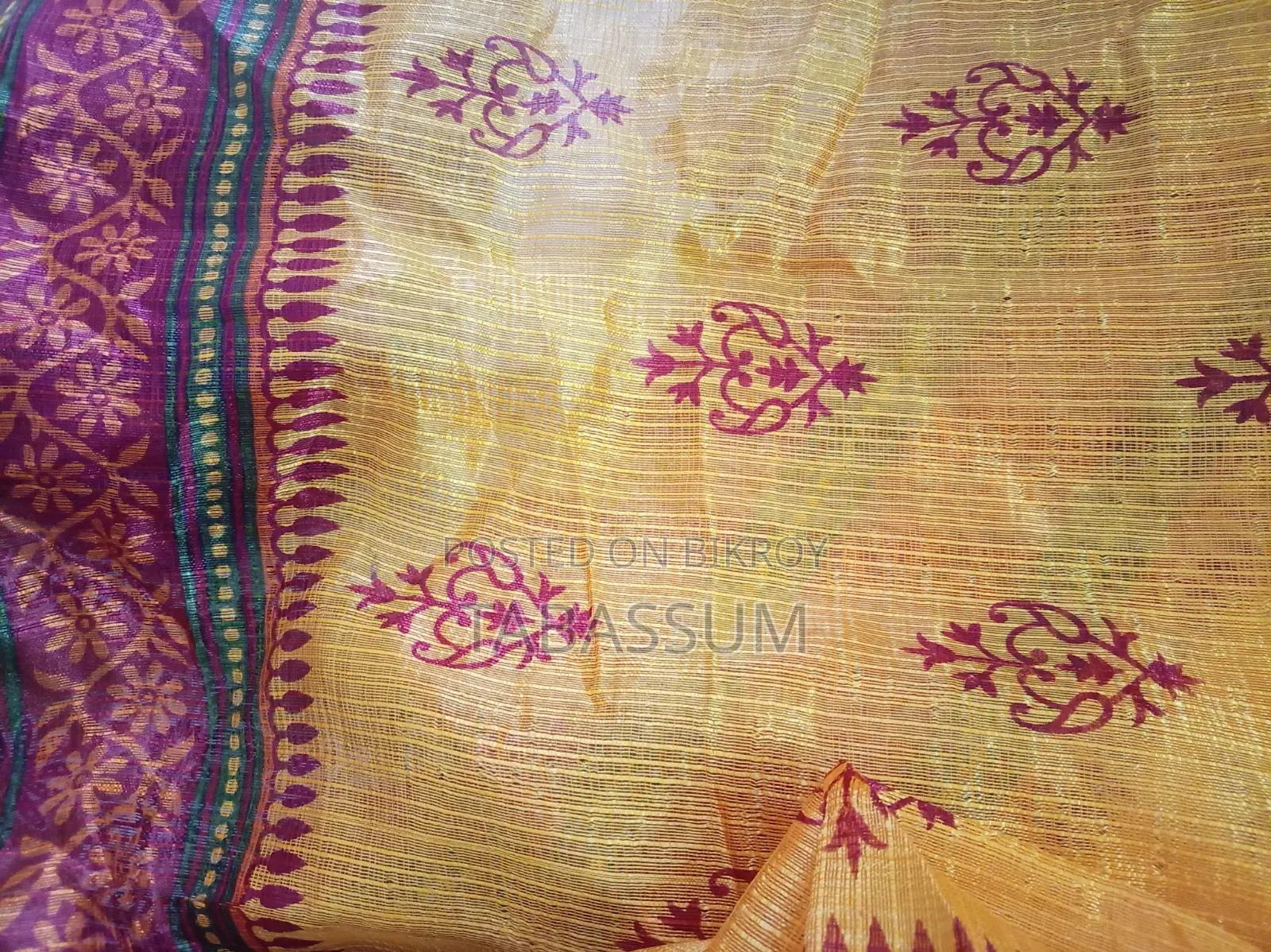 13-hat Saree