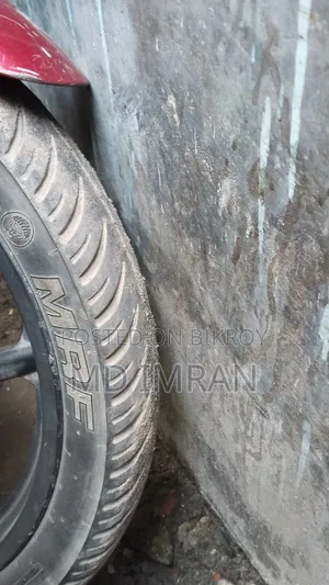 বাজাজ পালসার ১৫০ ২০১২ লাল