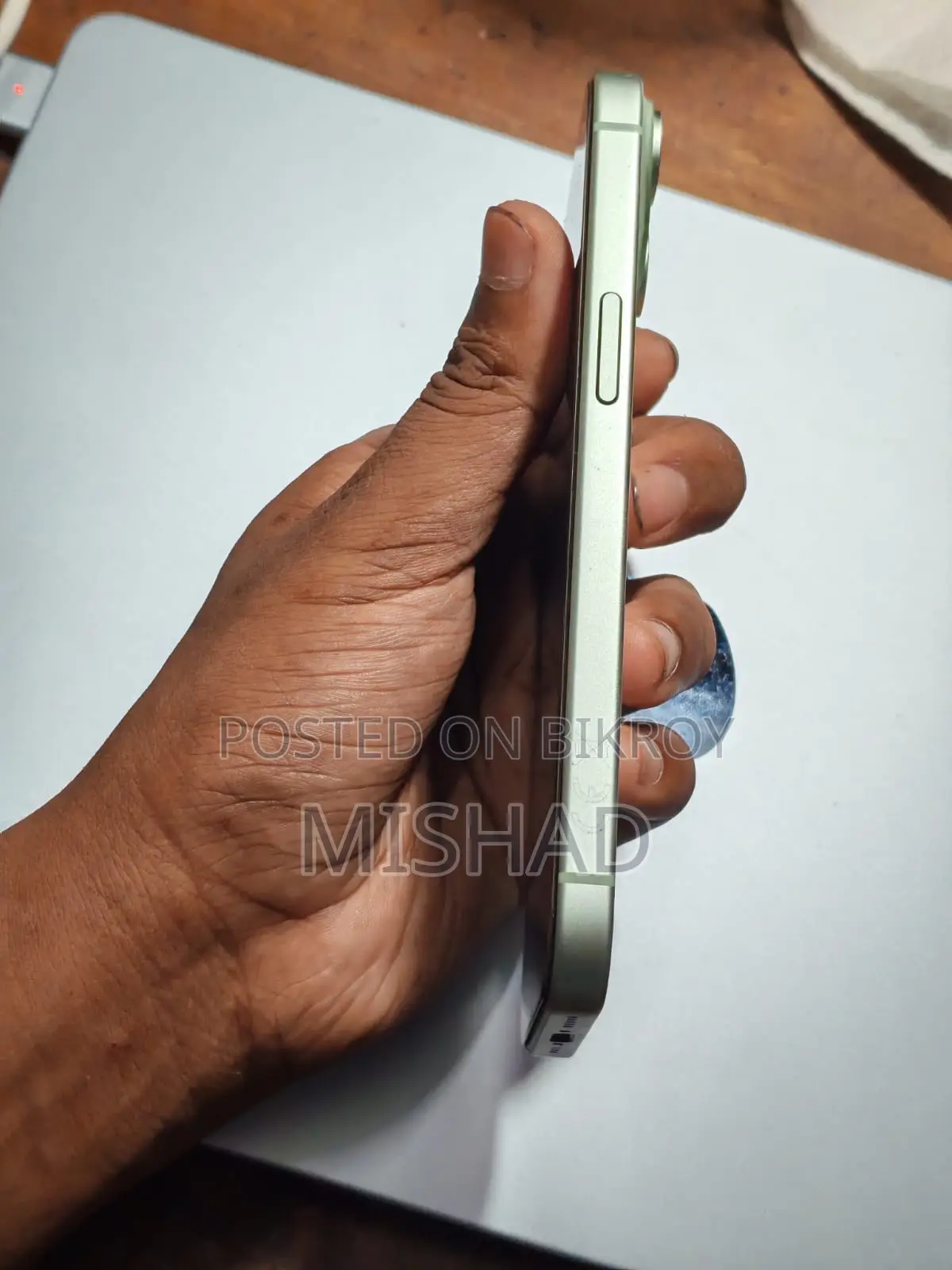 Apple iPhone 15 128 GB Green