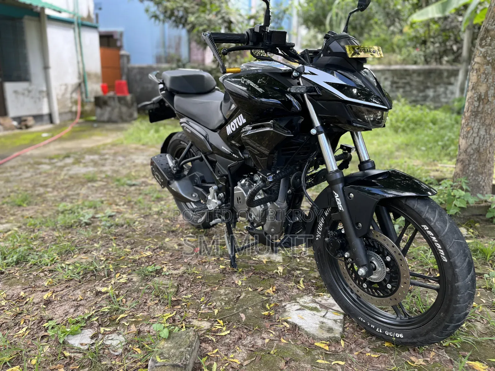 হিরো এক্সট্রিম ১২৫আর ২০২৫ ব্ল্যাক