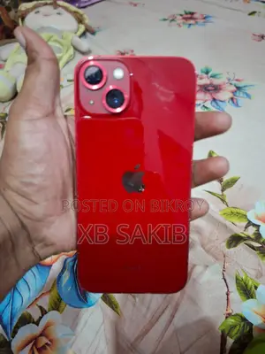 Apple iPhone 13 128 GB Red