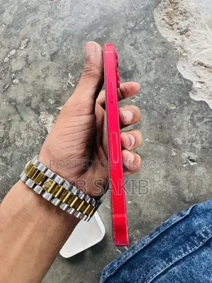 Apple iPhone 13 128 GB Red