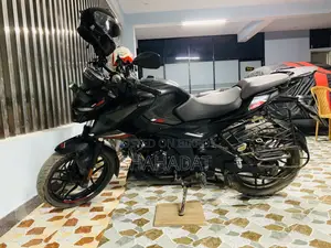 Bajaj Pulsar N160 2023 Black