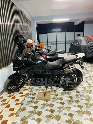 Bajaj Pulsar N160 2023 Black