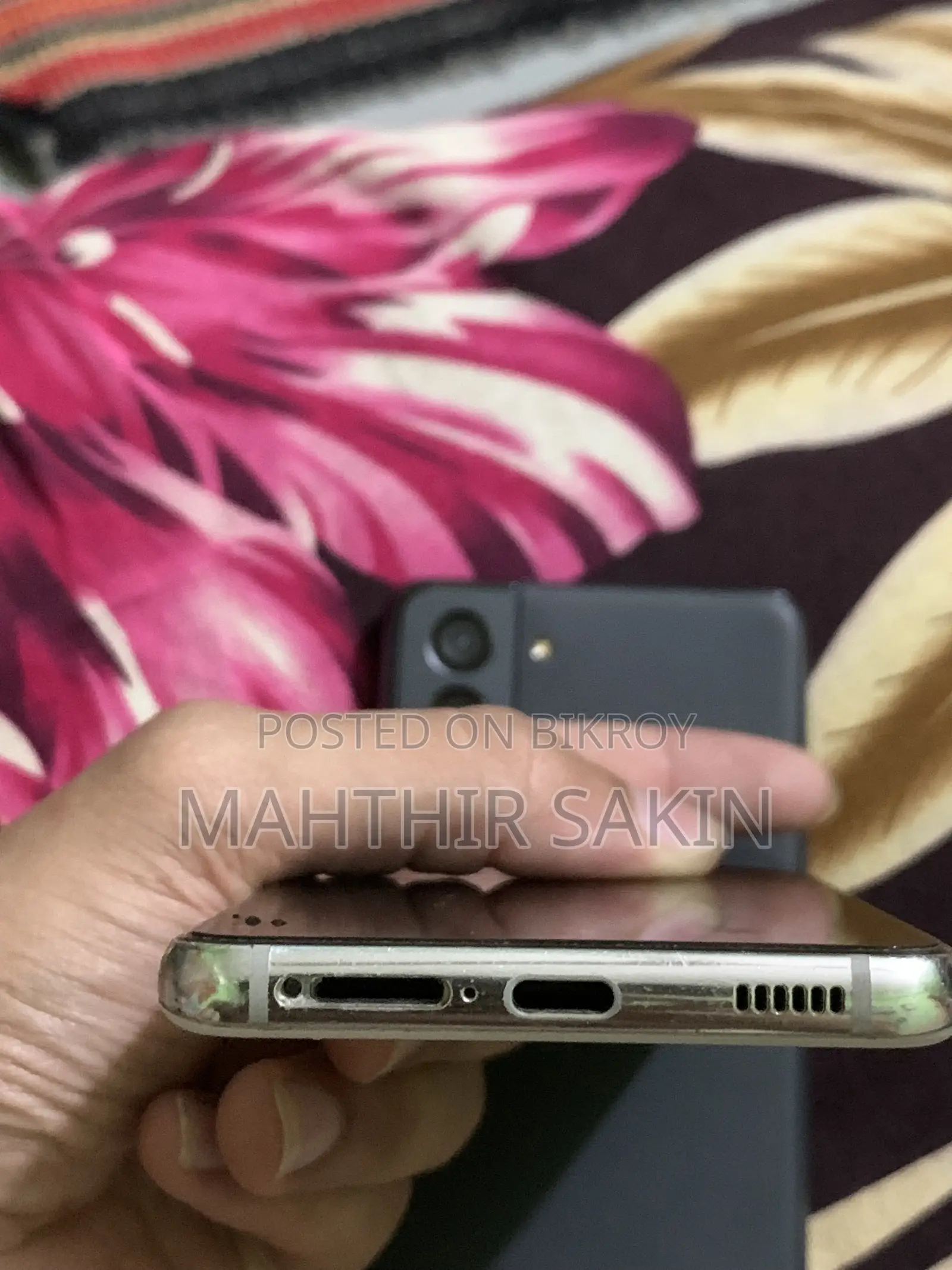 স্যামসাং গ্যালাক্সি এস২১ ৫জি ১২৮ জিবি সাদা