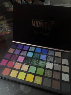 Beauty Glazed Midnight Eyeshadow Palette