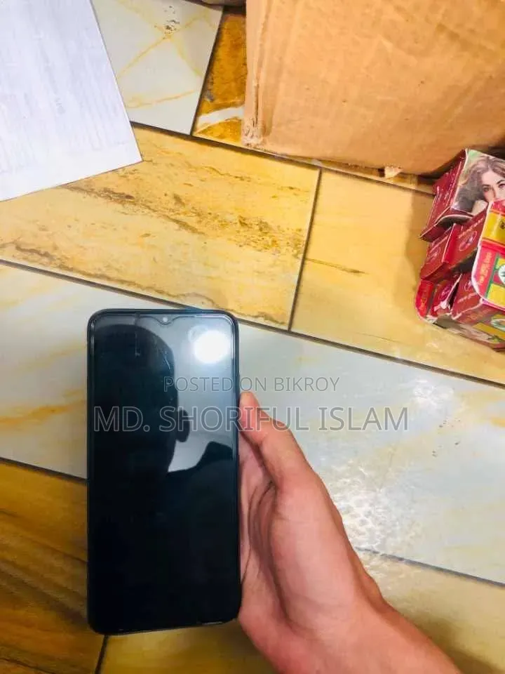 EL 64 GB Black