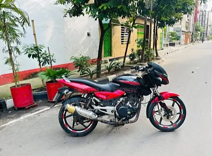 বাজাজ পালসার ১৫০ ২০০৯ ব্ল্যাক