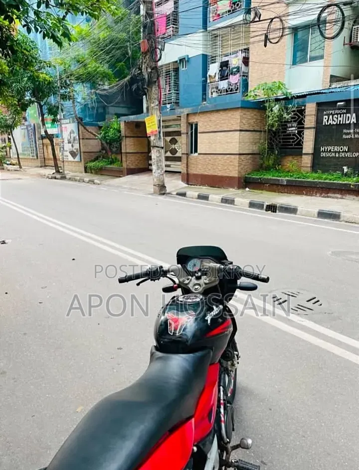 বাজাজ পালসার ১৫০ ২০০৯ ব্ল্যাক