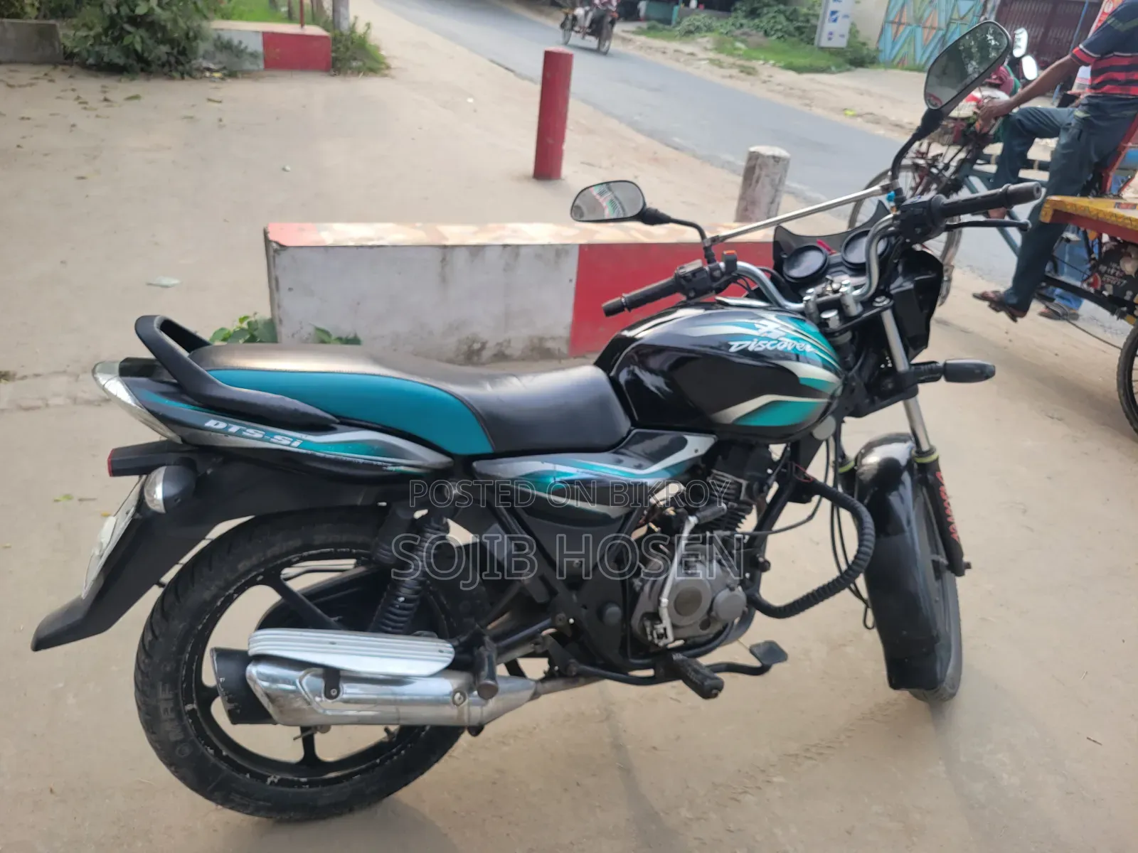 Bajaj Discover 100 2015 Black