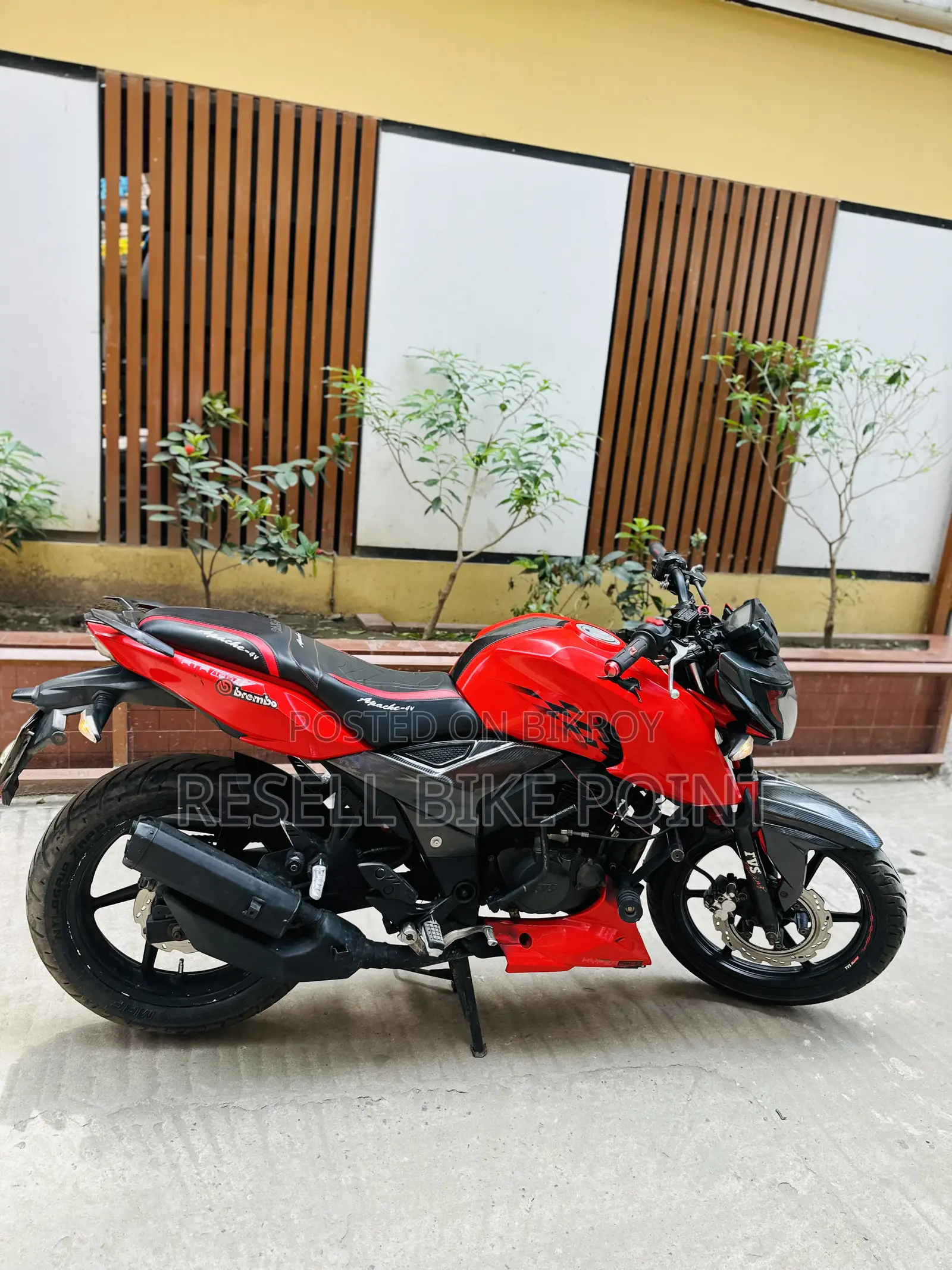 TVS Apache RTR 160 4V 2019 Red