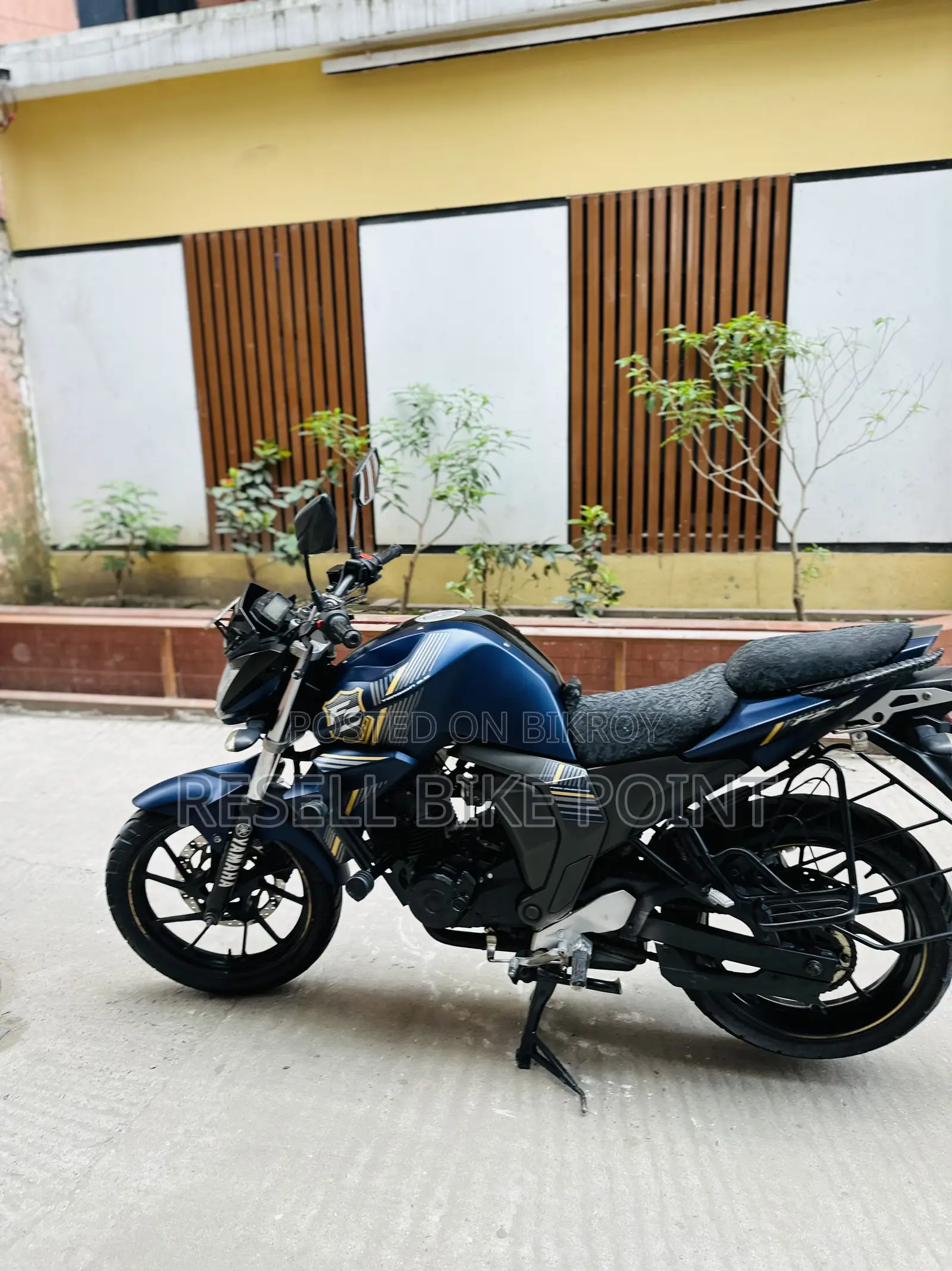 Yamaha FZ 2023 Blue
