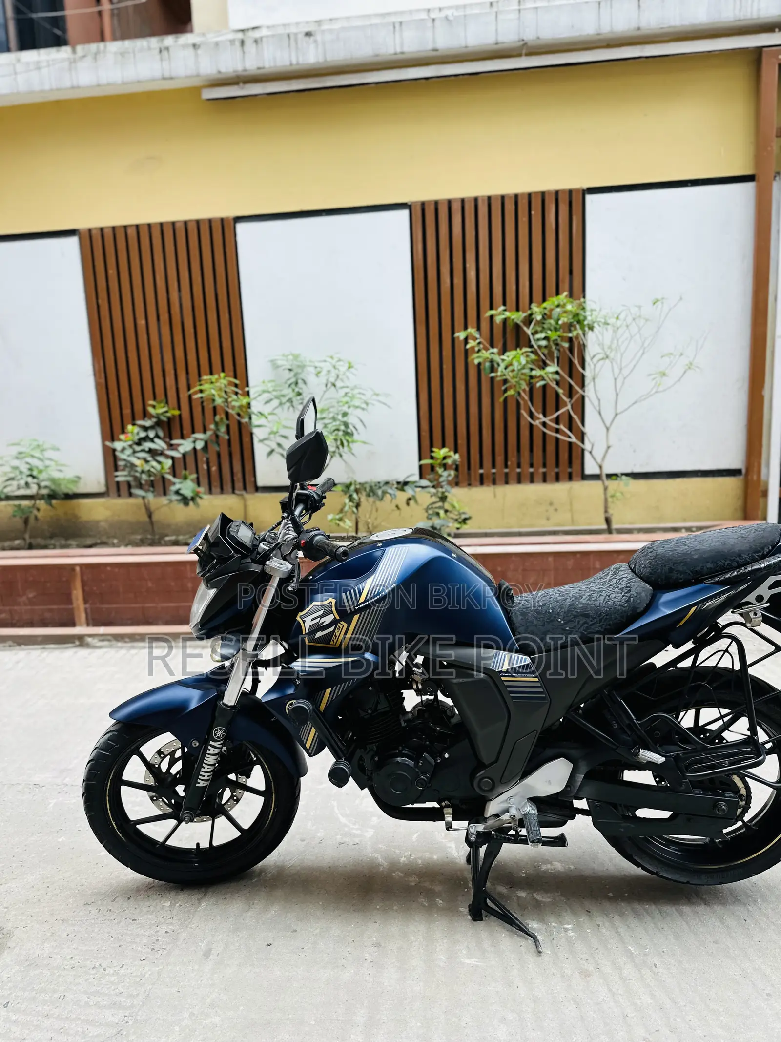 Yamaha FZ 2023 Blue