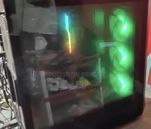 Desktop Computer 16GB AMD Ryzen 5 SSD 256GB