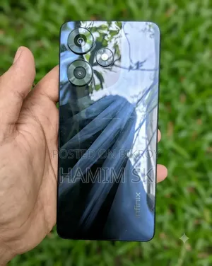 ইনফিনিক্স হট ৩০ ১২৮ জিবি ব্ল্যাক