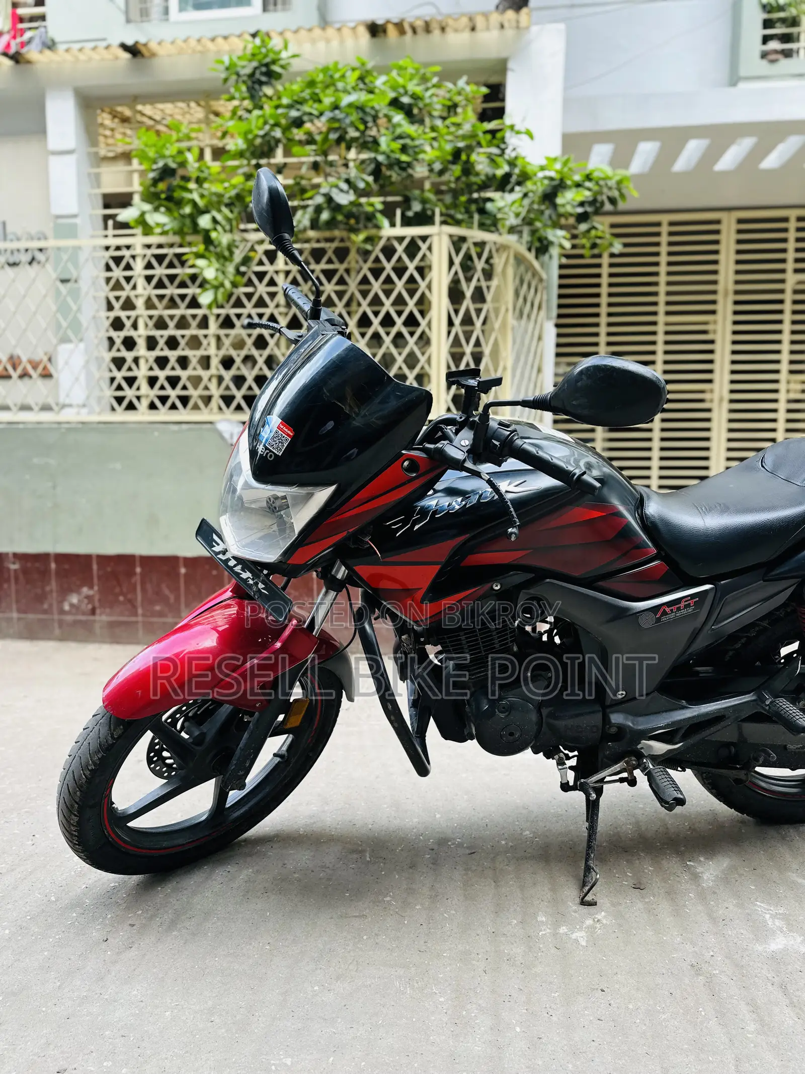 Hero Hunk 2022 Red