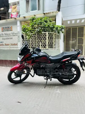 Hero Hunk 2022 Red
