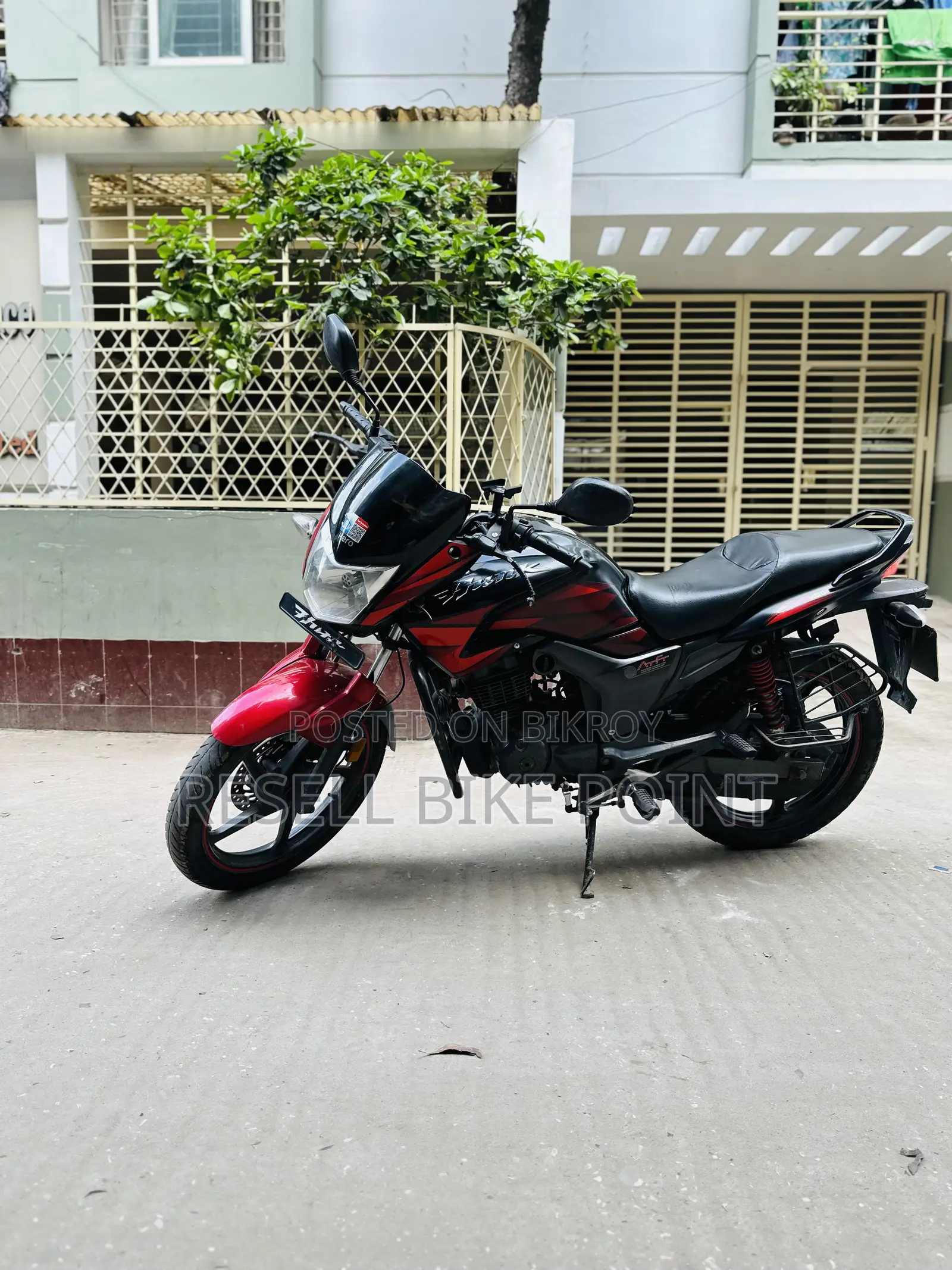 Hero Hunk 2022 Red
