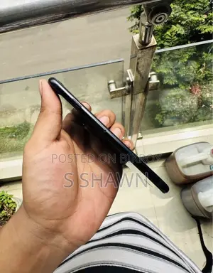 অ্যাপল আইফোন এসই (২০২২) ১২৮ জিবি কালো