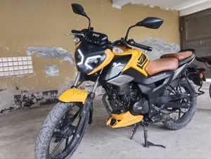 TVS Raider 125 2023 Yellow