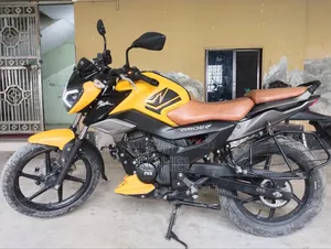 TVS Raider 125 2023 Yellow