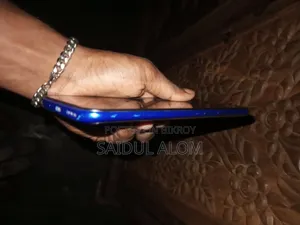 Realme 32 GB Blue