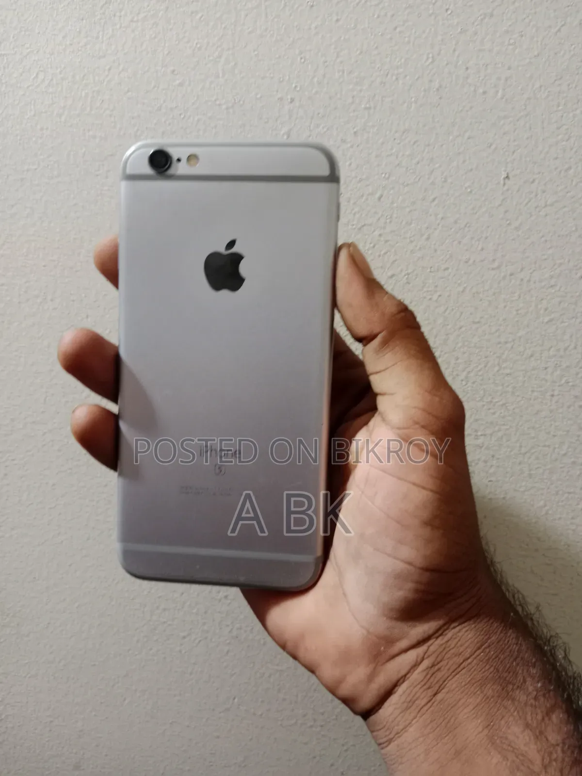 Apple iPhone 6s 64 GB White
