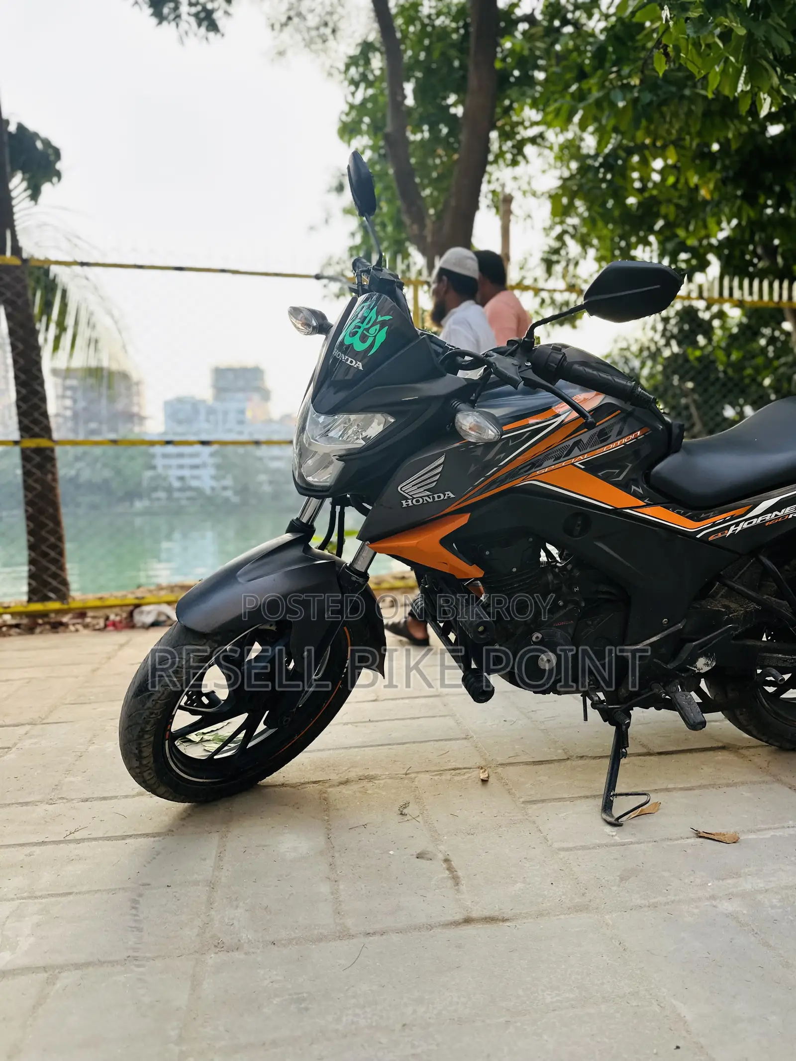Honda Hornet 2020 Orange
