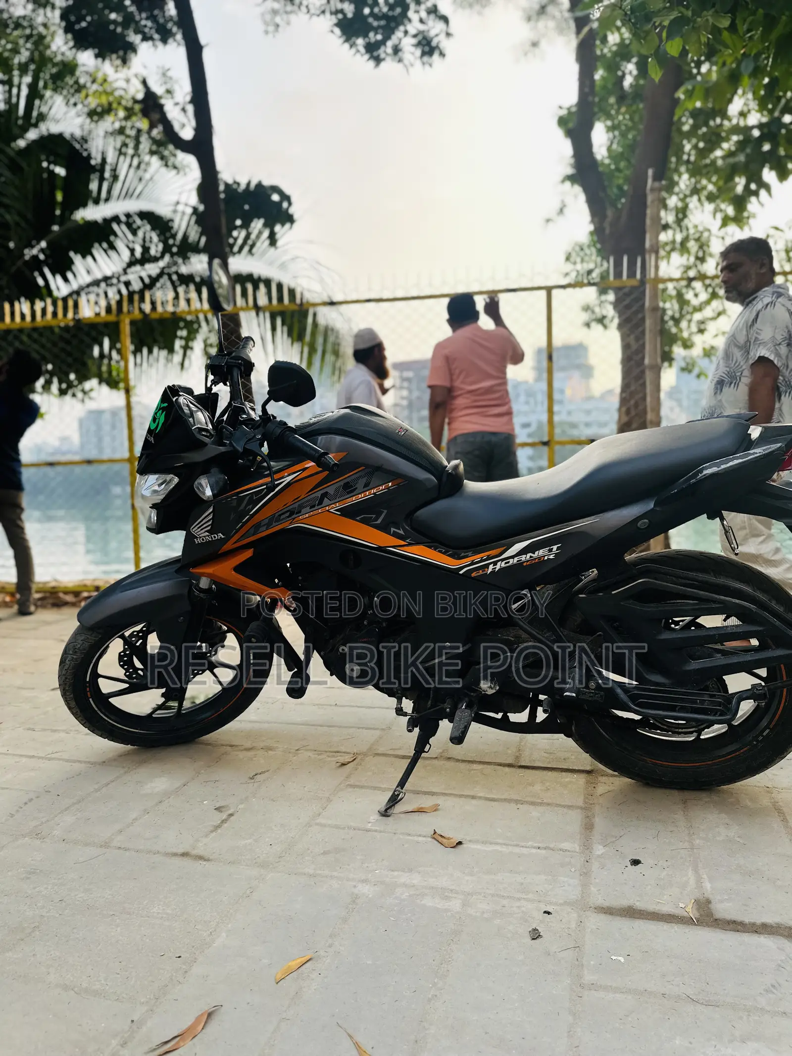 Honda Hornet 2020 Orange