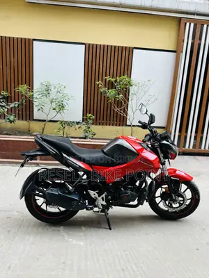 Hero Thriller 160R 2025 Red