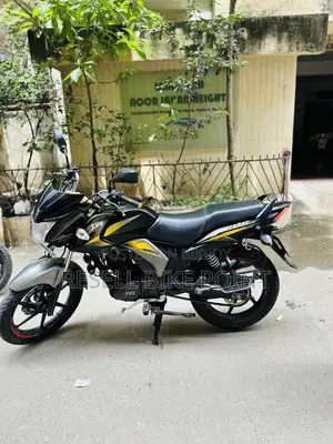 টিভিএস স্ট্রাইকার ১২৫ ২০২৪ ইয়েলো