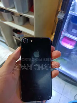 Apple iPhone 7 32 GB Black