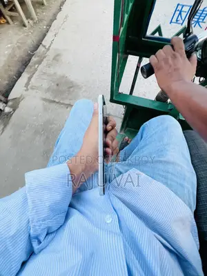 নতুন ইনফিনিক্স হট ৬০আই ১২৮ জিবি সাদা