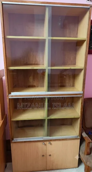 বুক শেলফ