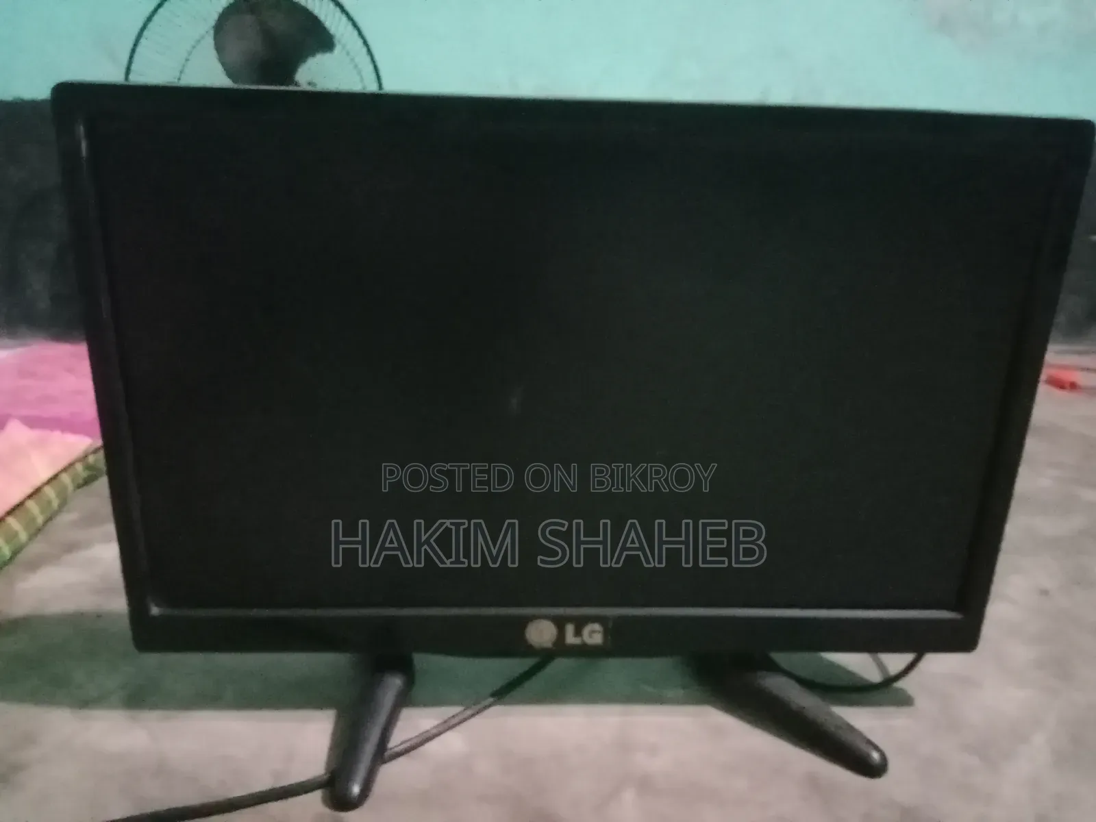 Computer LED Monitor 19"