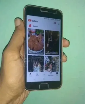 Samsung Galaxy J2 Core 8 GB Gold
