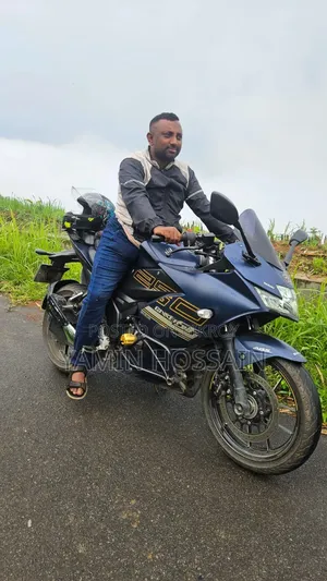 Suzuki Gixxer SF FI 2025 Blue