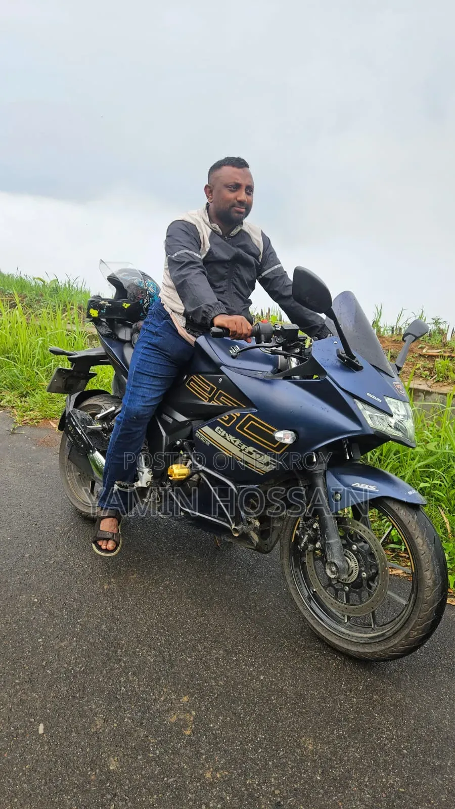 Suzuki Gixxer SF FI 2025 Blue