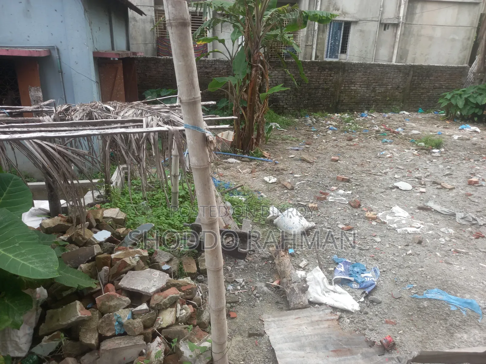৫.৫ শতাংশ জমি বিক্রয় আবাসিক এরিয়ায়