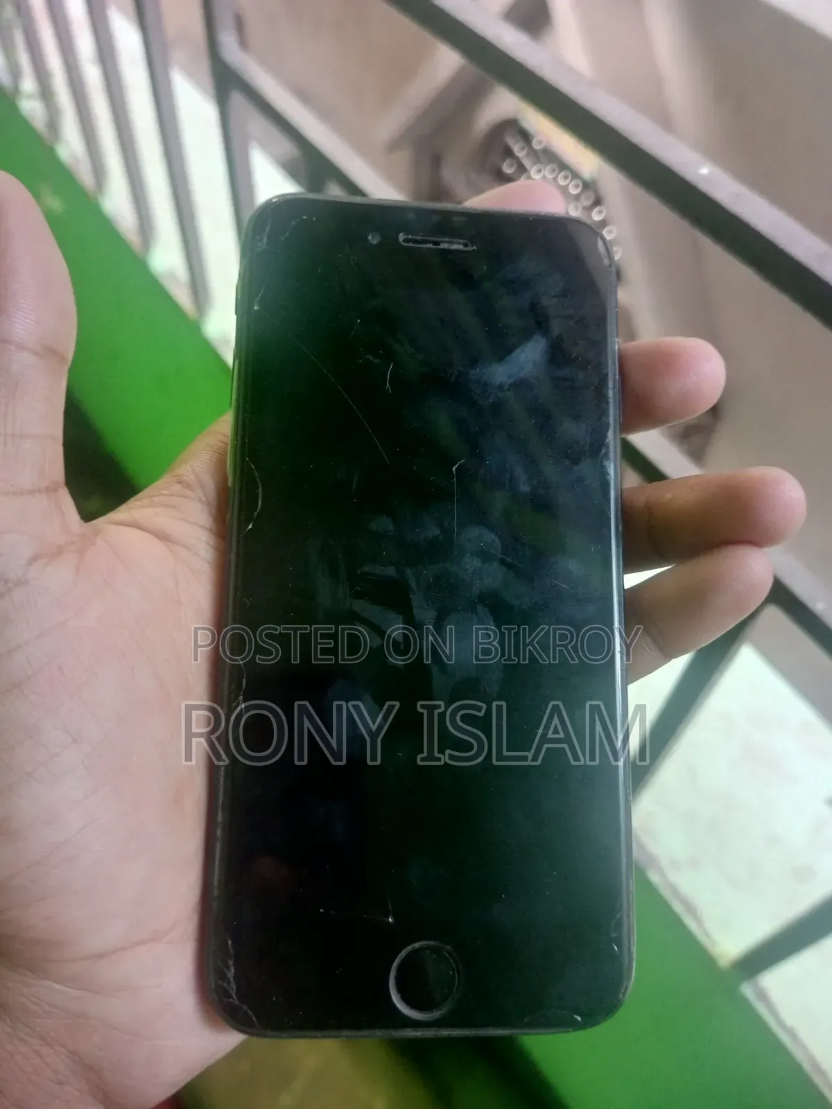Apple iPhone 7 32 GB Black