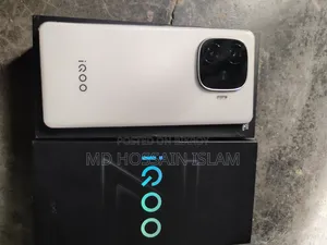 iQOO 256 GB White